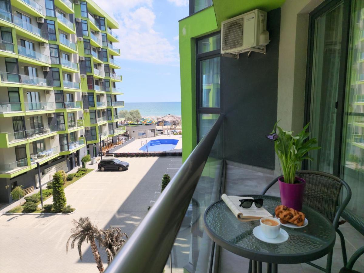 Sole Pool & Mamaia Nord